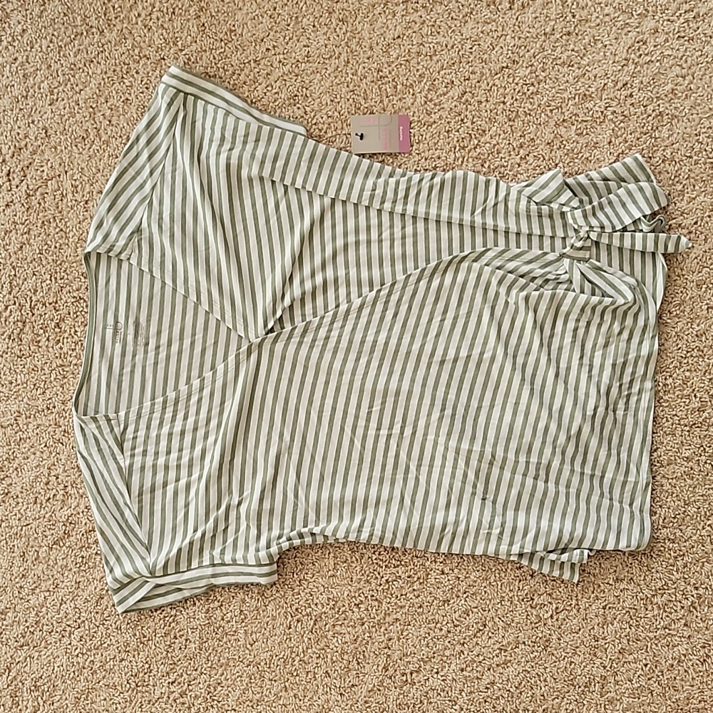Belle Maternity Nursing shirt
